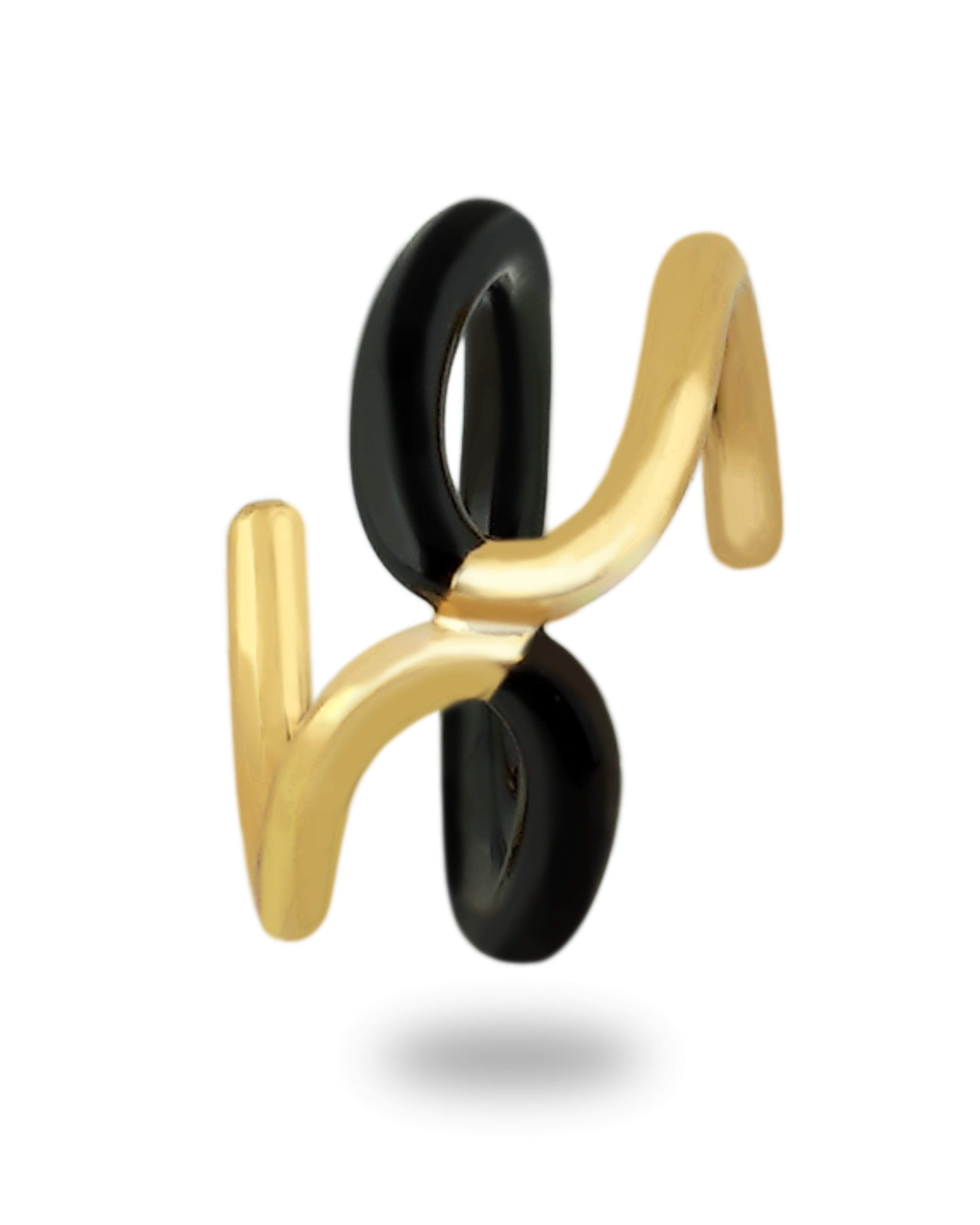 Sara Ali Khan in Twistie 2-way Black Enamel Ring