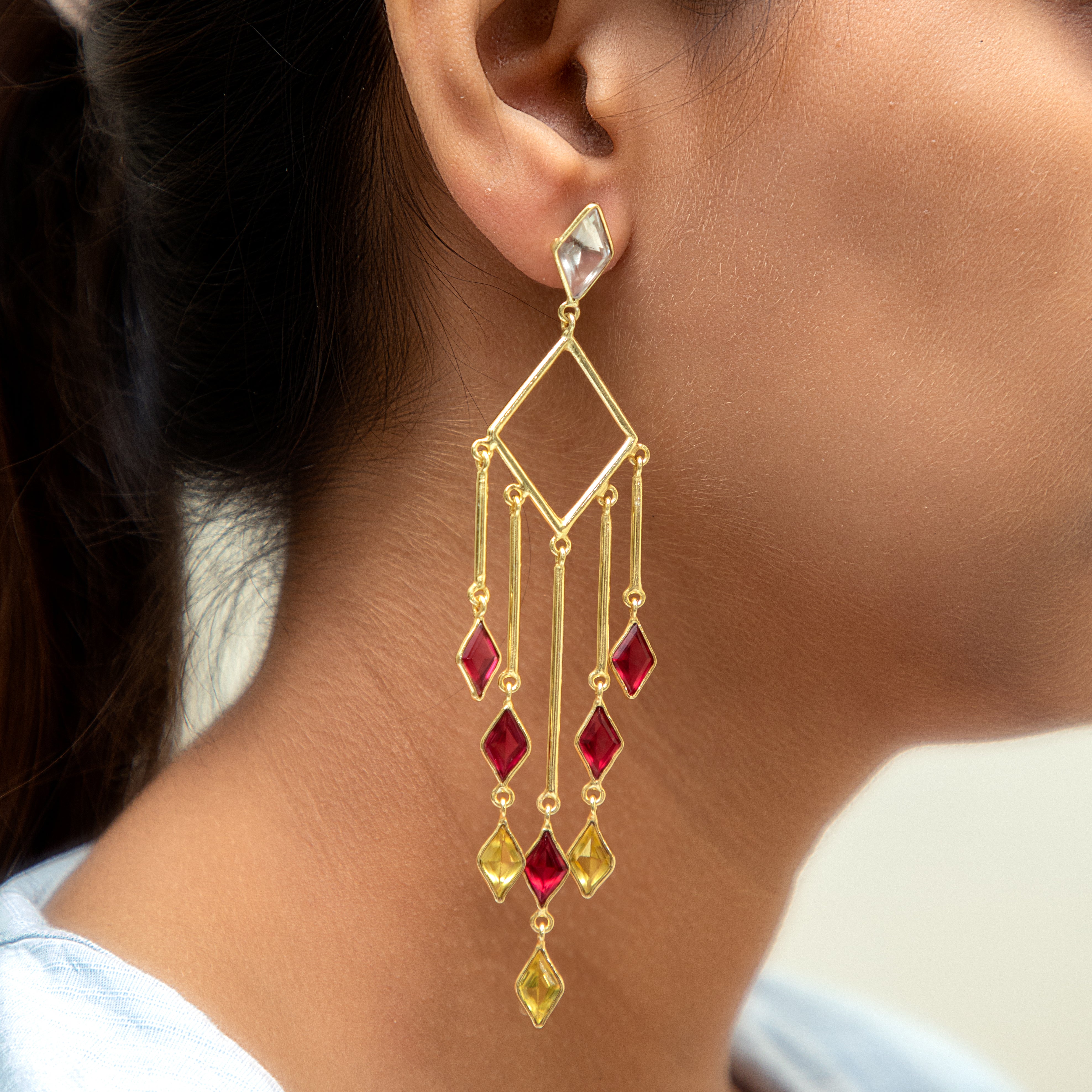 Arva Earrings Main image