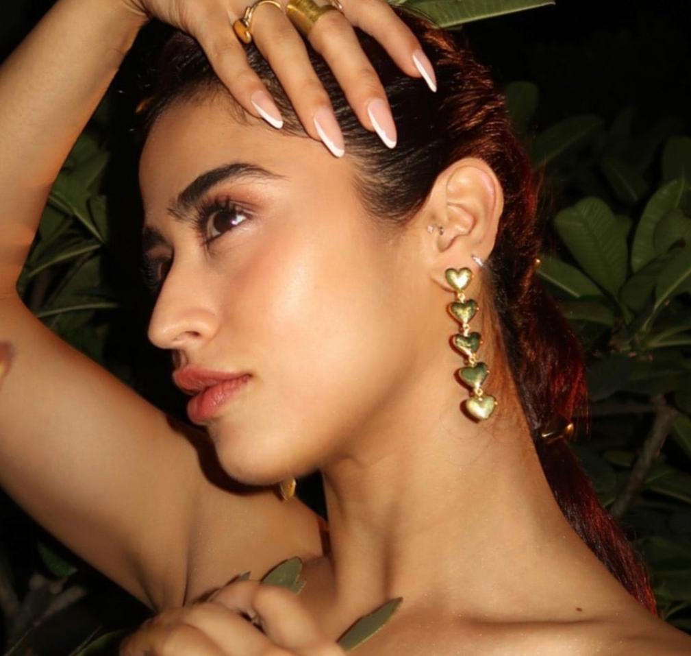 Hearty Layered Earrings Main image