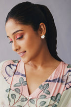 Regina Cassandra in Hearty Stud Earrings