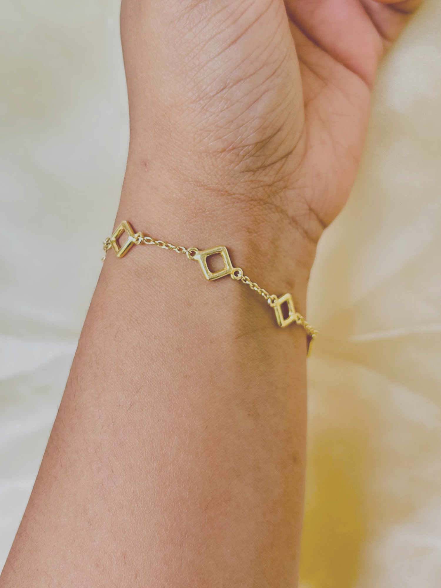Aurous Bracelet Secondary image