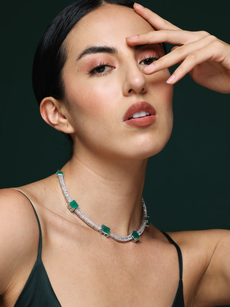 Graceful Glow Emerald Necklace