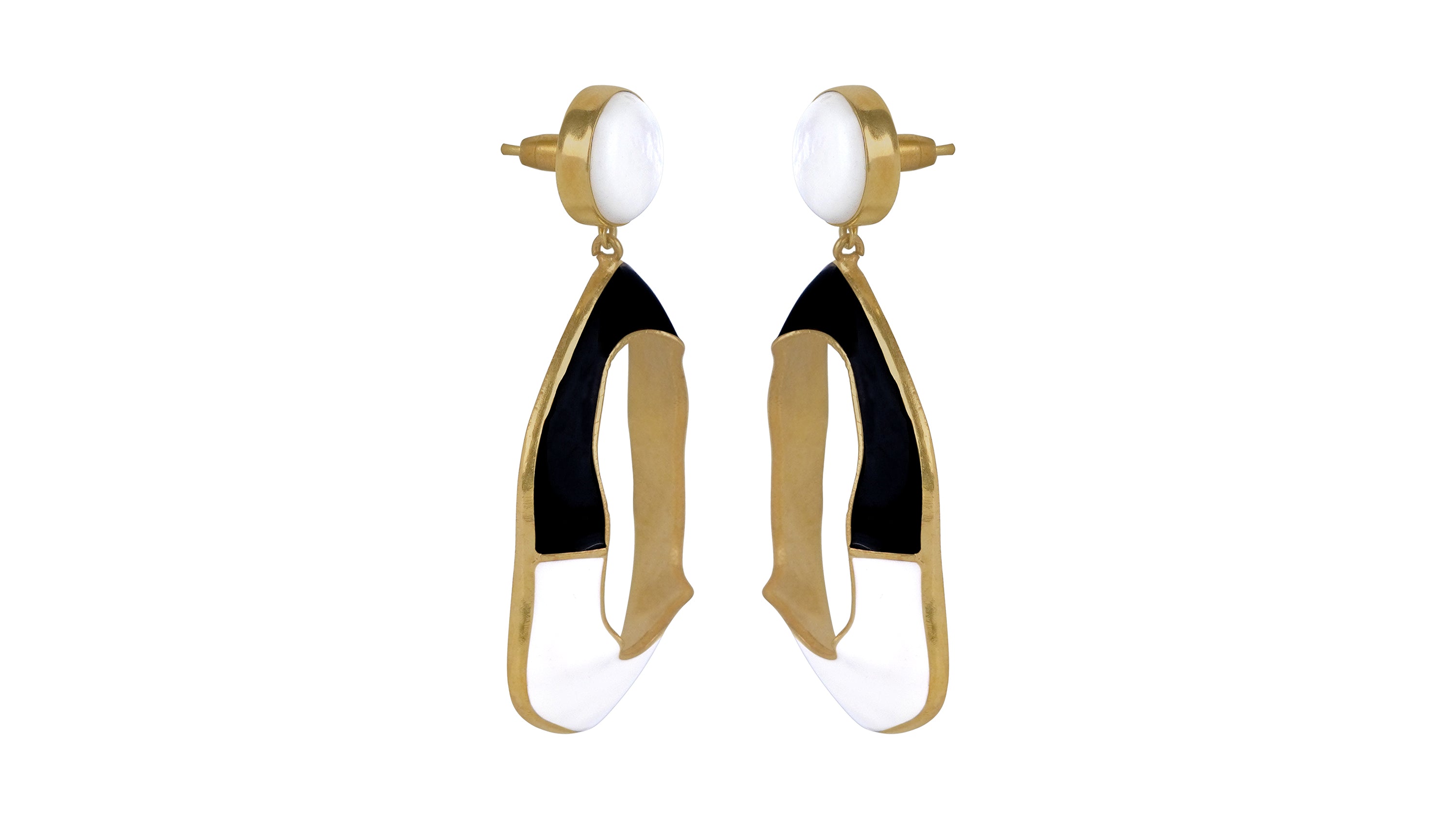 Diora - Saline Earrings
