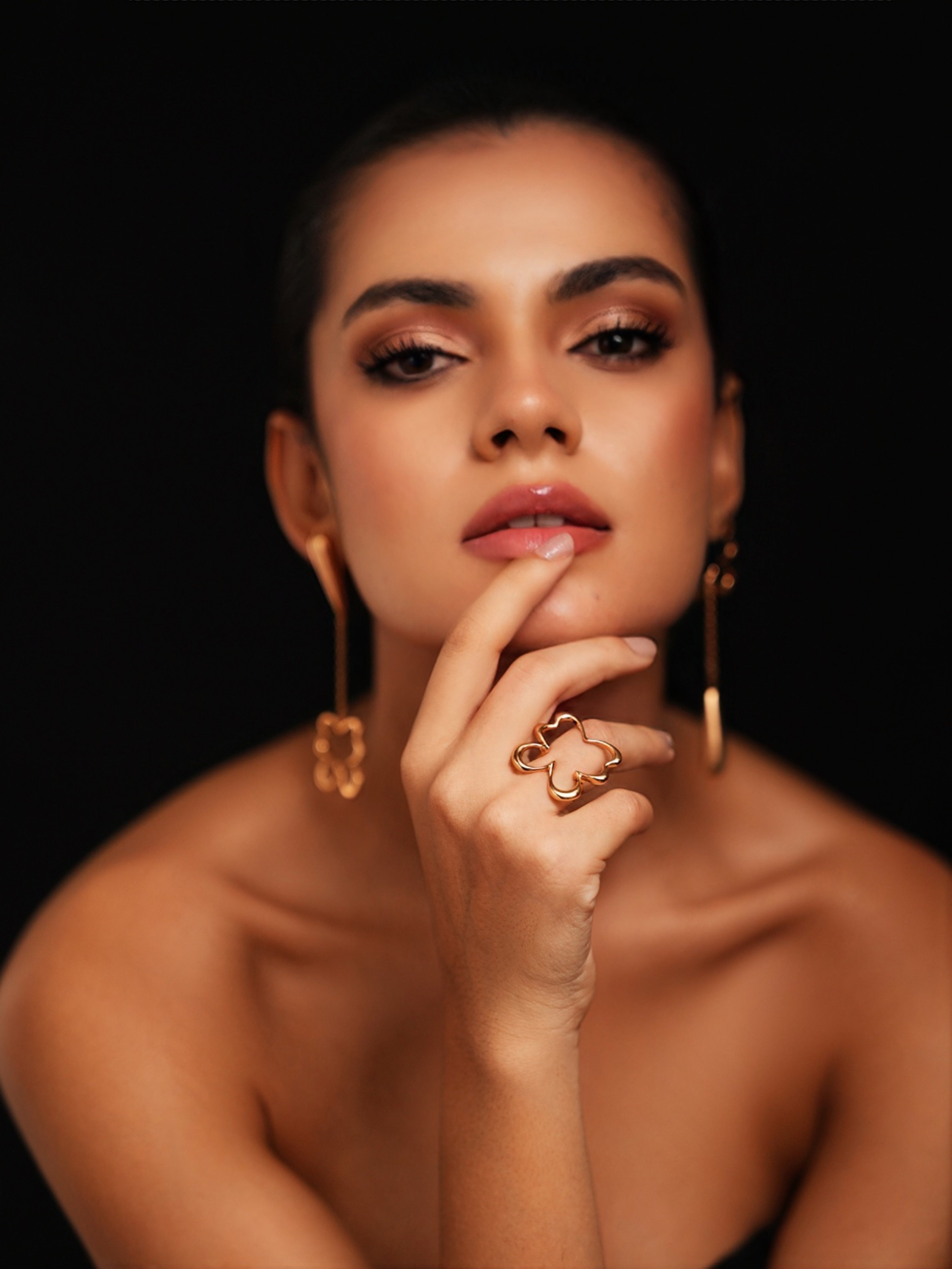 Krishna Shroff in Liquid Morpho Drop