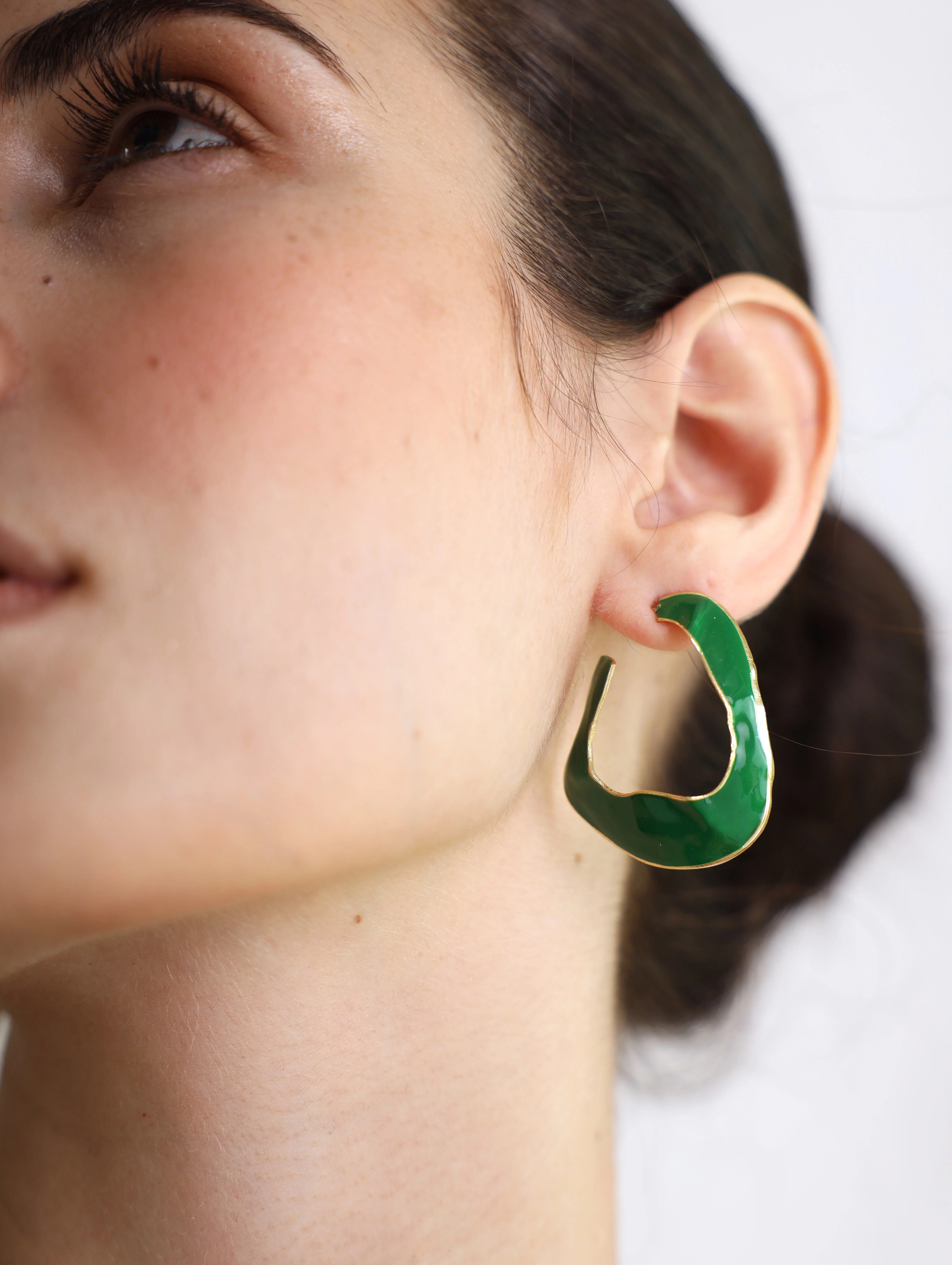 Diora - Lagoon Hoops Secondary image