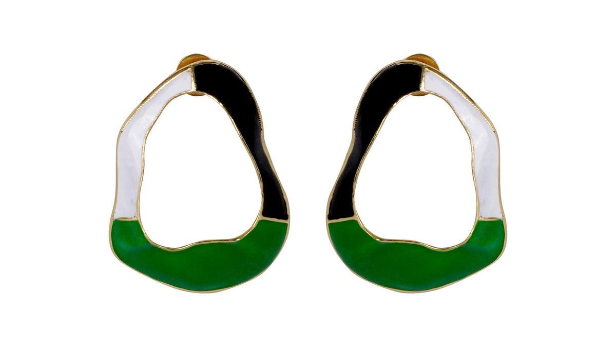 Diora - Crest Studs