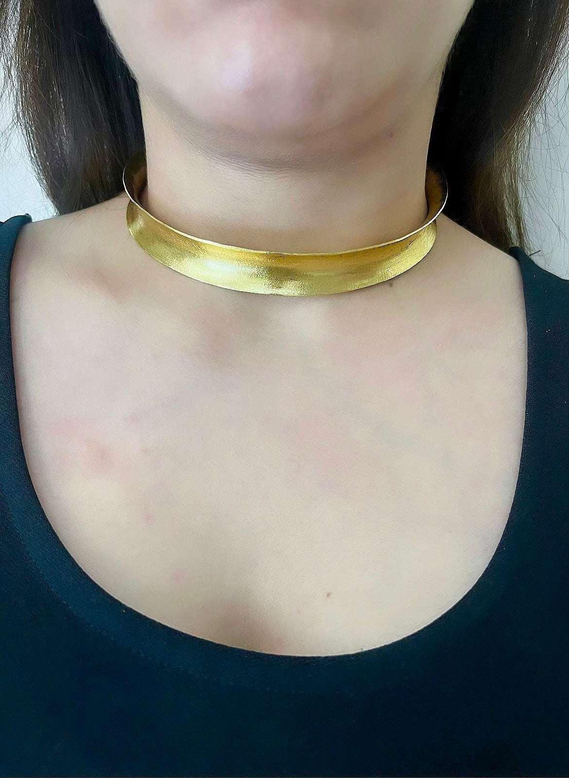Gold Funnel Choker Main image
