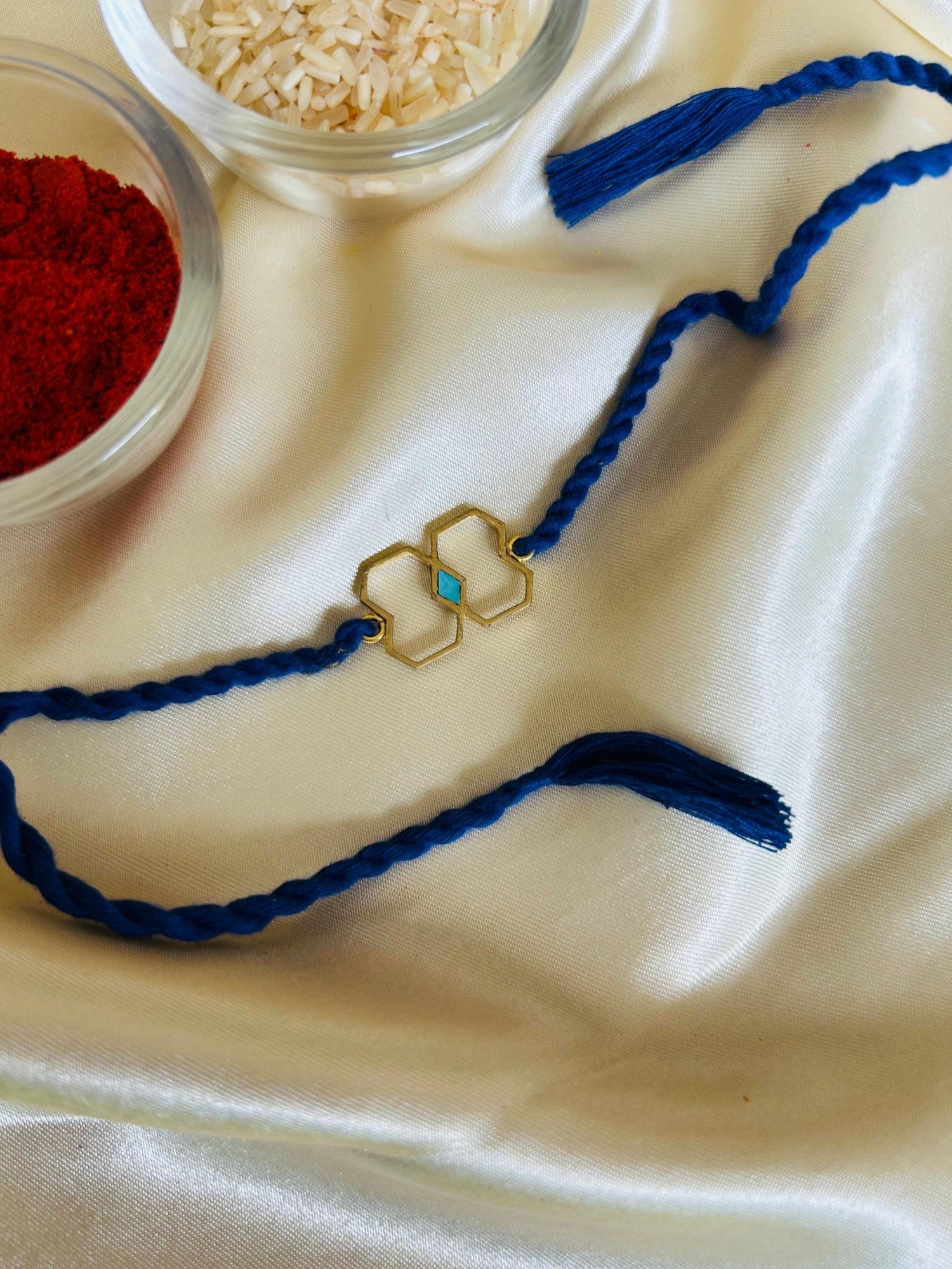 Nivha Rakhi Main image