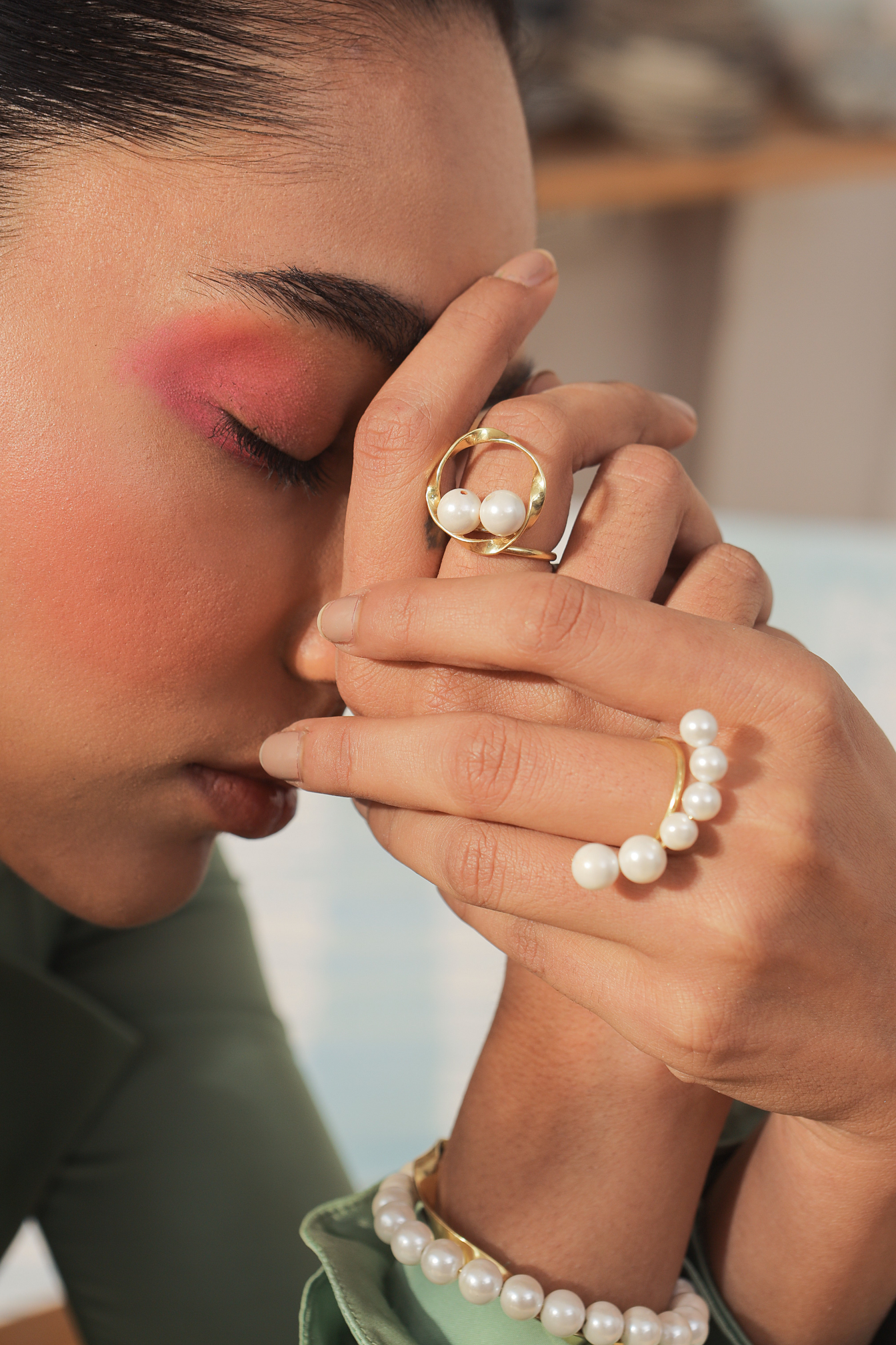 Clara Ring Main image