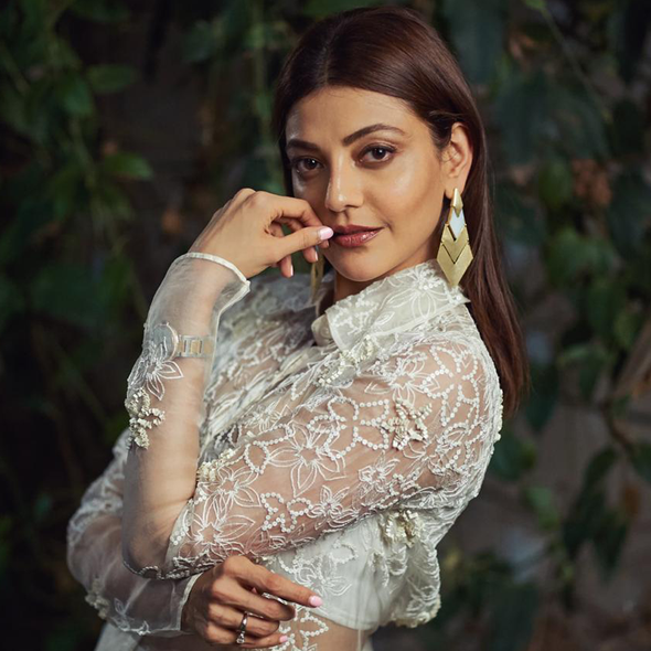 Kajal Aggarwal in Laura Earrings