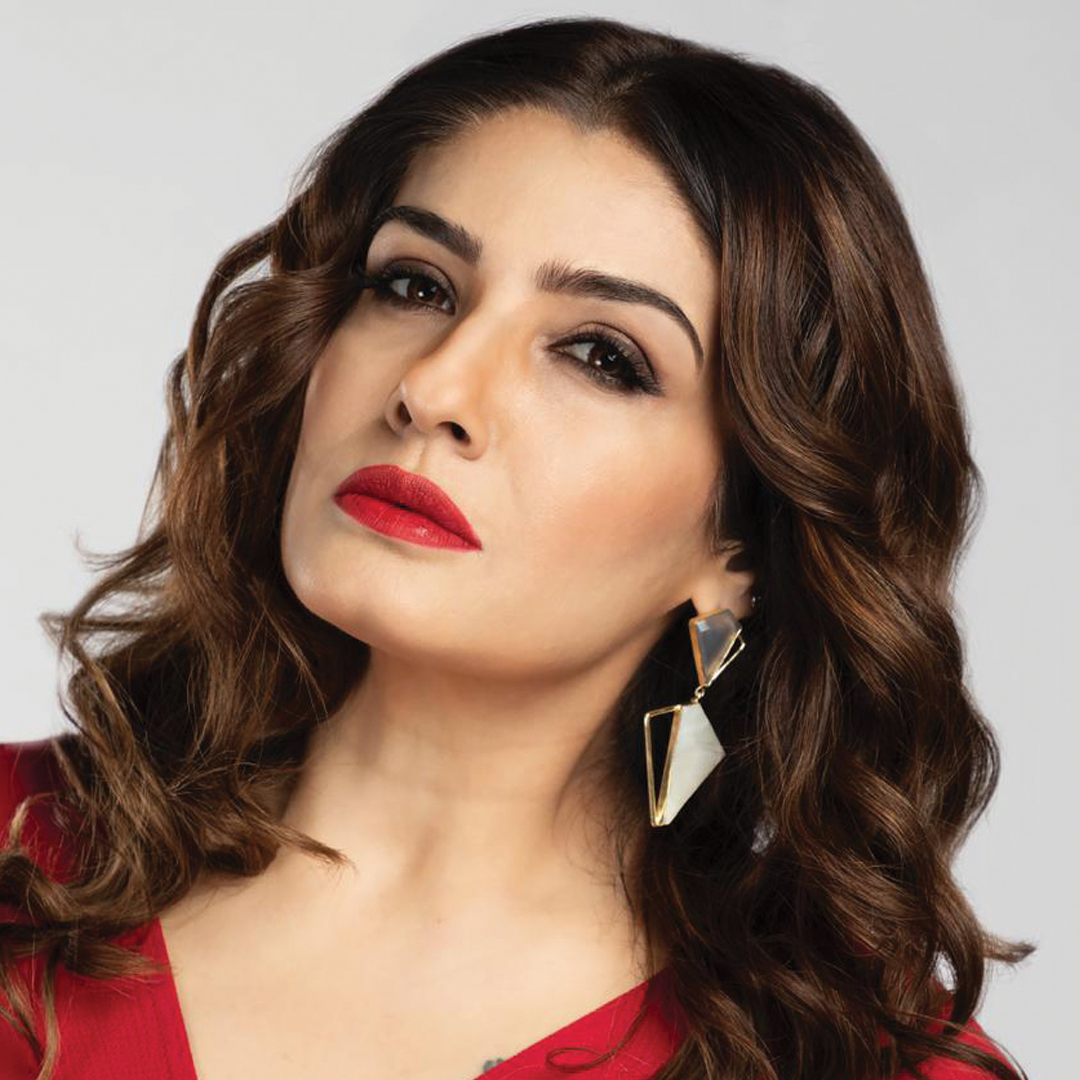 Raveena Tandon in Thinis Earrings Main image